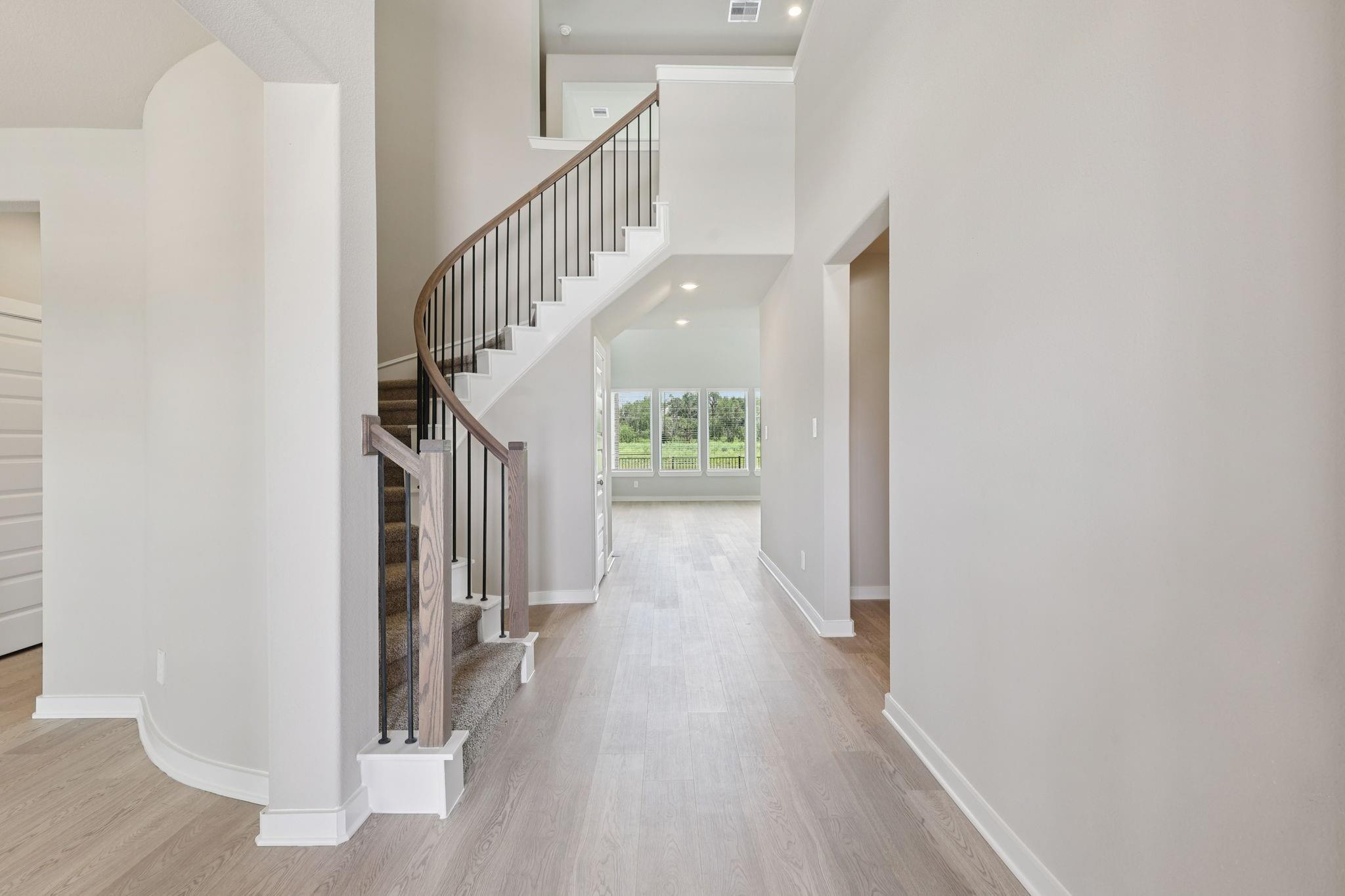 5534 Handlewood Lane