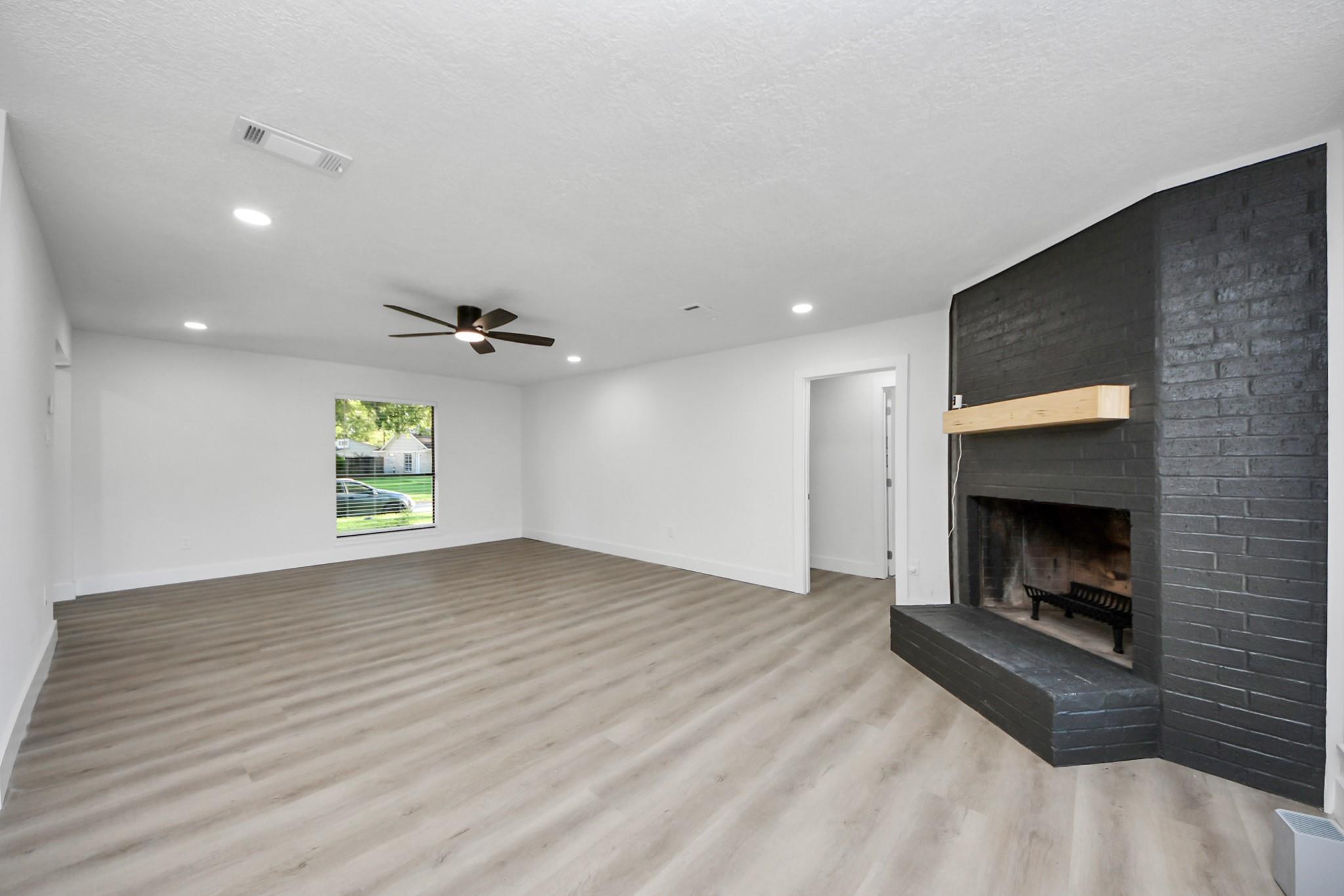 16431 Spinnaker Drive