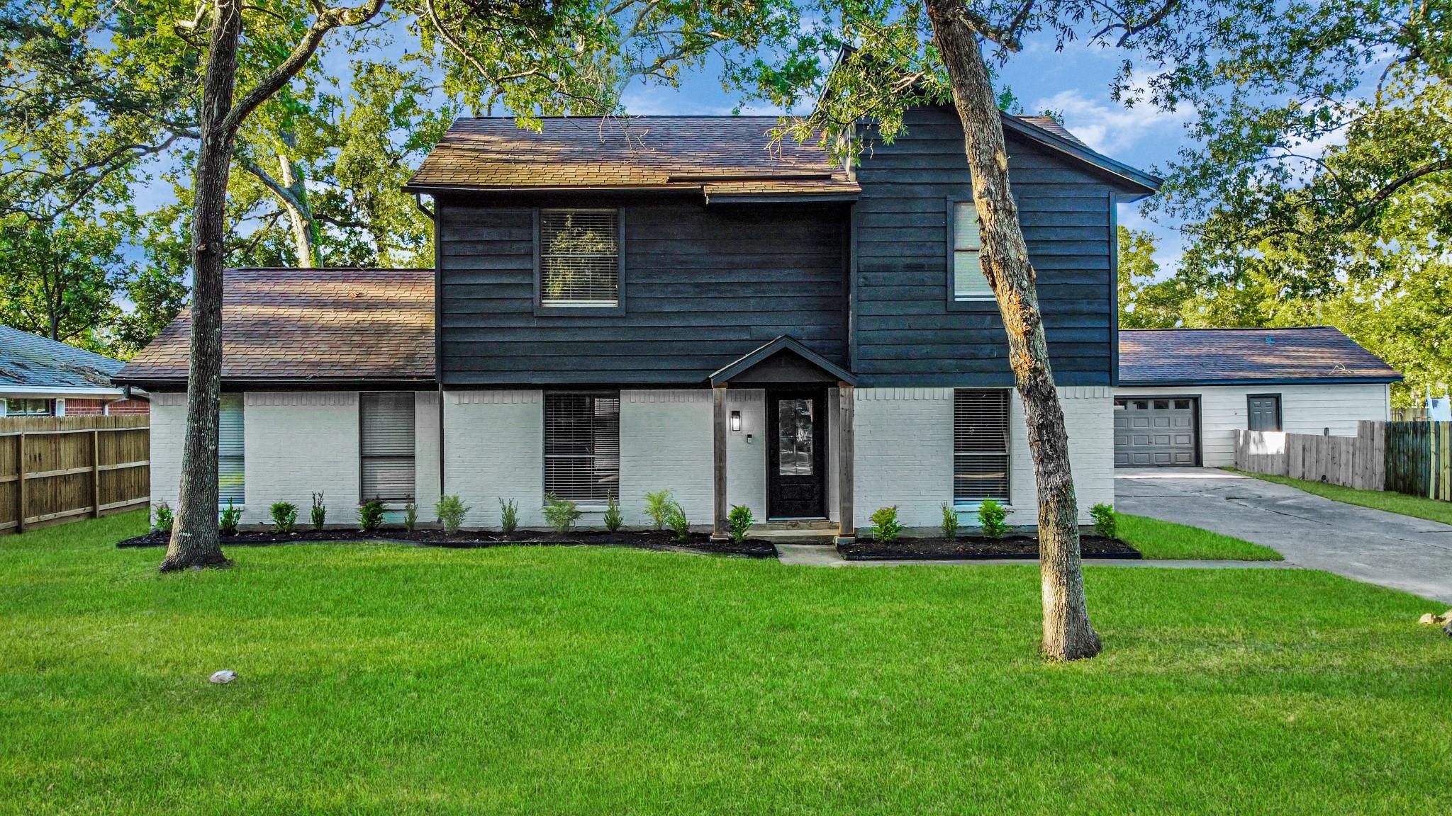 16431 Spinnaker Drive