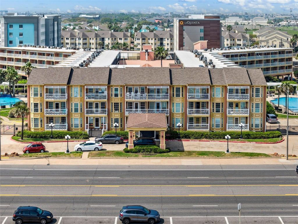 Photo of 6300 Seawall Boulevard #3116, Galveston, TX 77551 (MLS # 96159743)