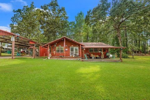 Photo of 388 Cr 4752, Broaddus, TX 75929 (MLS # 68345025)