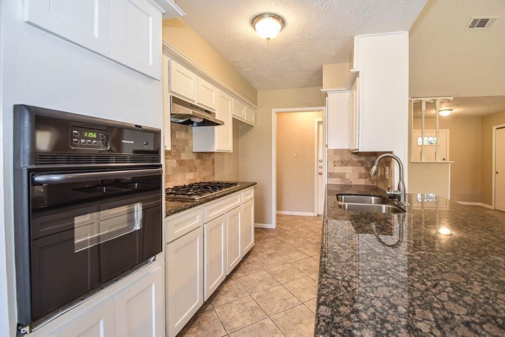 Photo of 3709 Elizabeth Street, Deer Park, TX 77536 (MLS # 29976105)