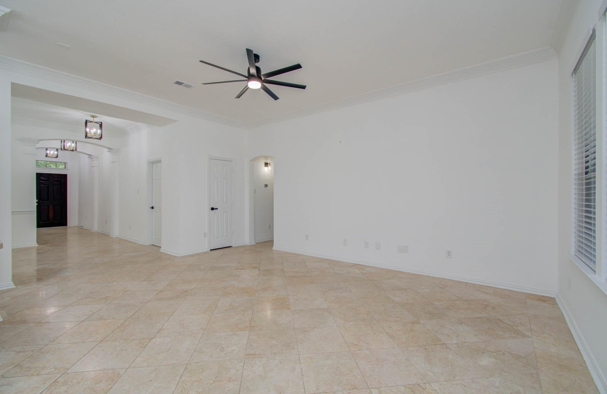 18314 N Elizabeth Shore Loop