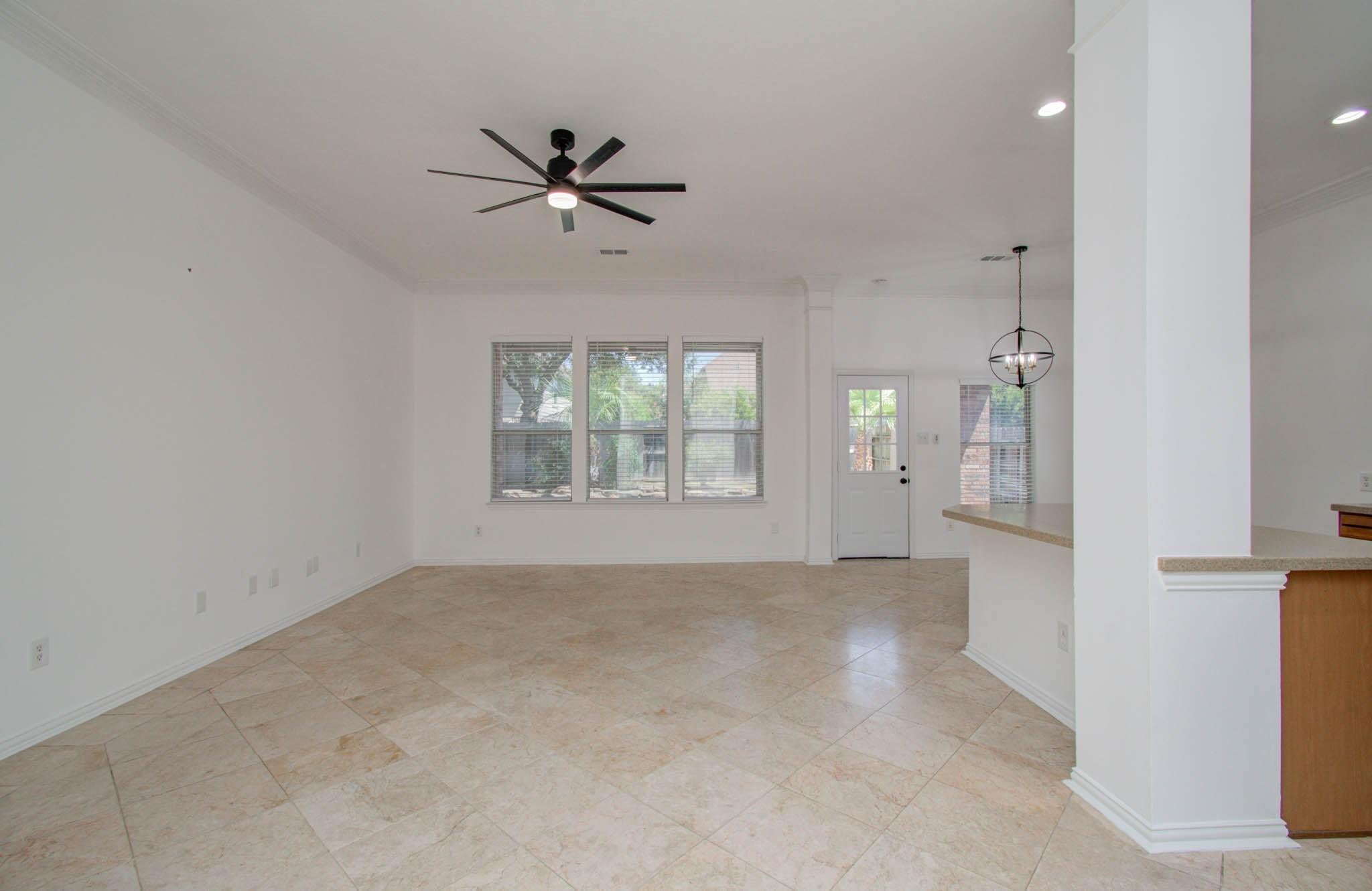 18314 N Elizabeth Shore Loop