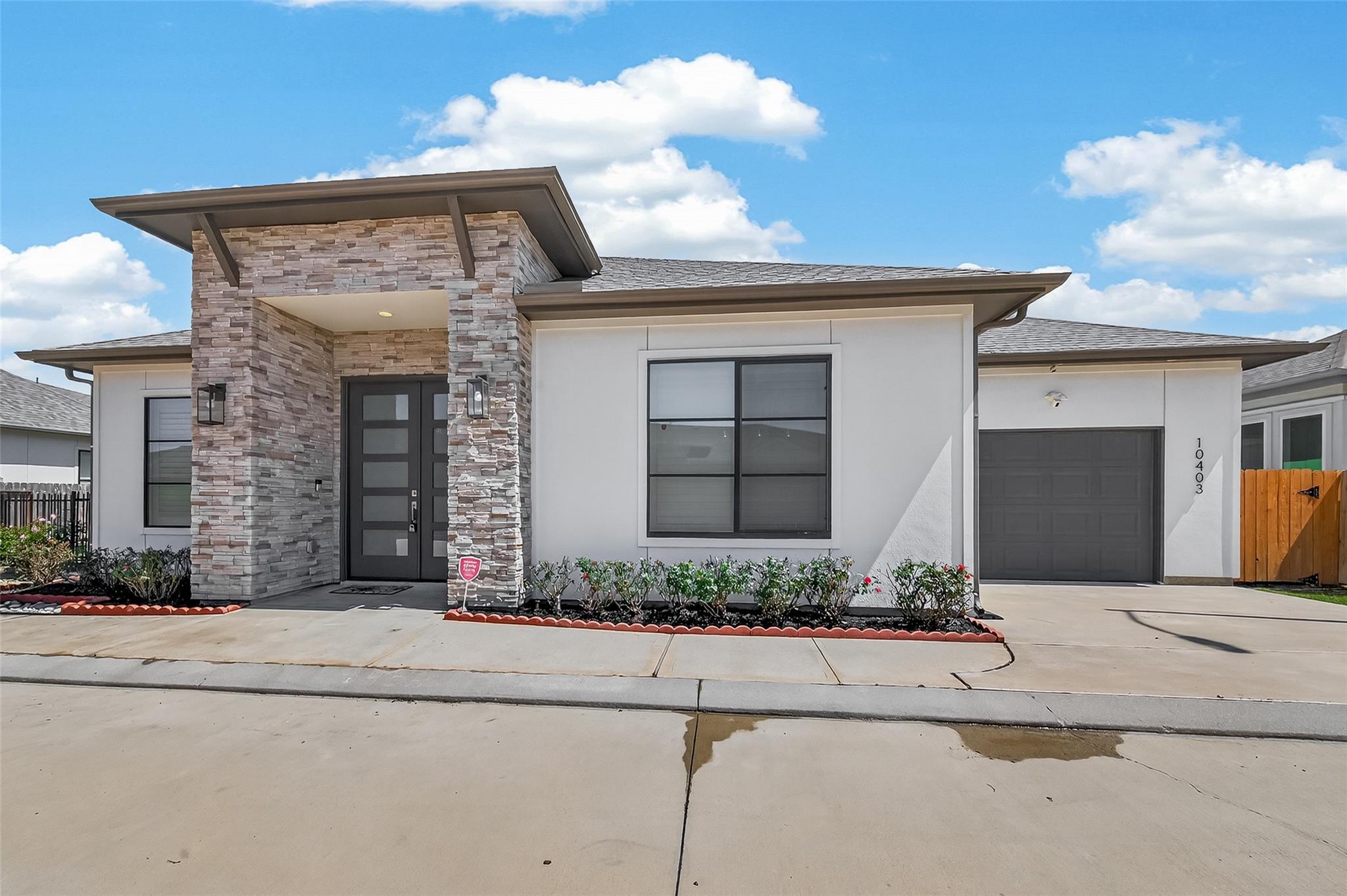 10403 Anchorage Passage