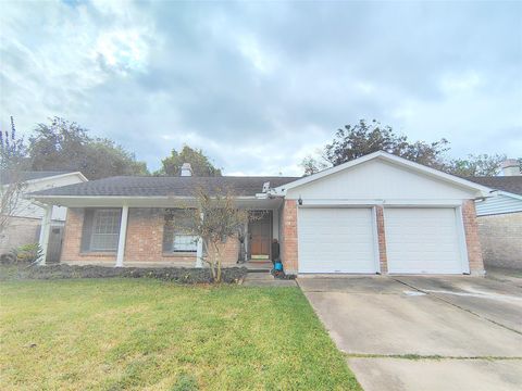 Photo of 2227 Quail Valley East Drive, Missouri City, TX 77459 (MLS # 58607374)