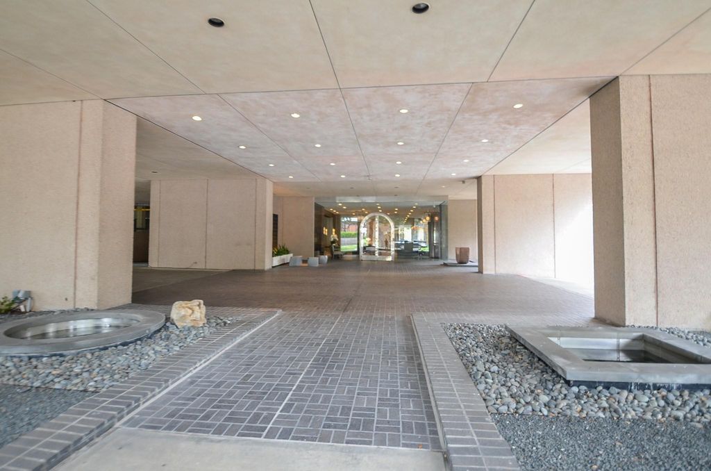 Photo of 5000 Montrose Boulevard #12B, Houston, TX 77006 (MLS # 72961034)