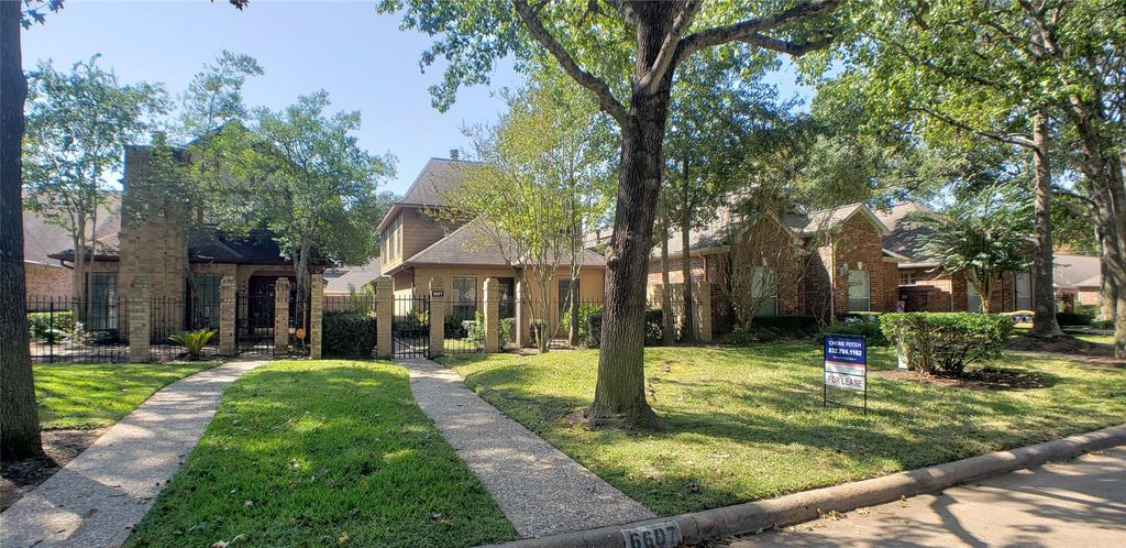 Photo of 6607 Tournament Drive, Houston, TX 77069 (MLS # 48903598)