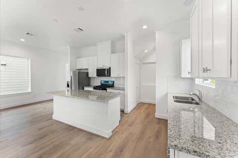 Photo of 6413 Leopold Star Lane, Houston, TX 77048 (MLS # 28828640)