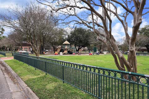 Tiny photo for 2911 University Boulevard, Houston, TX 77005 (MLS # 67567344)