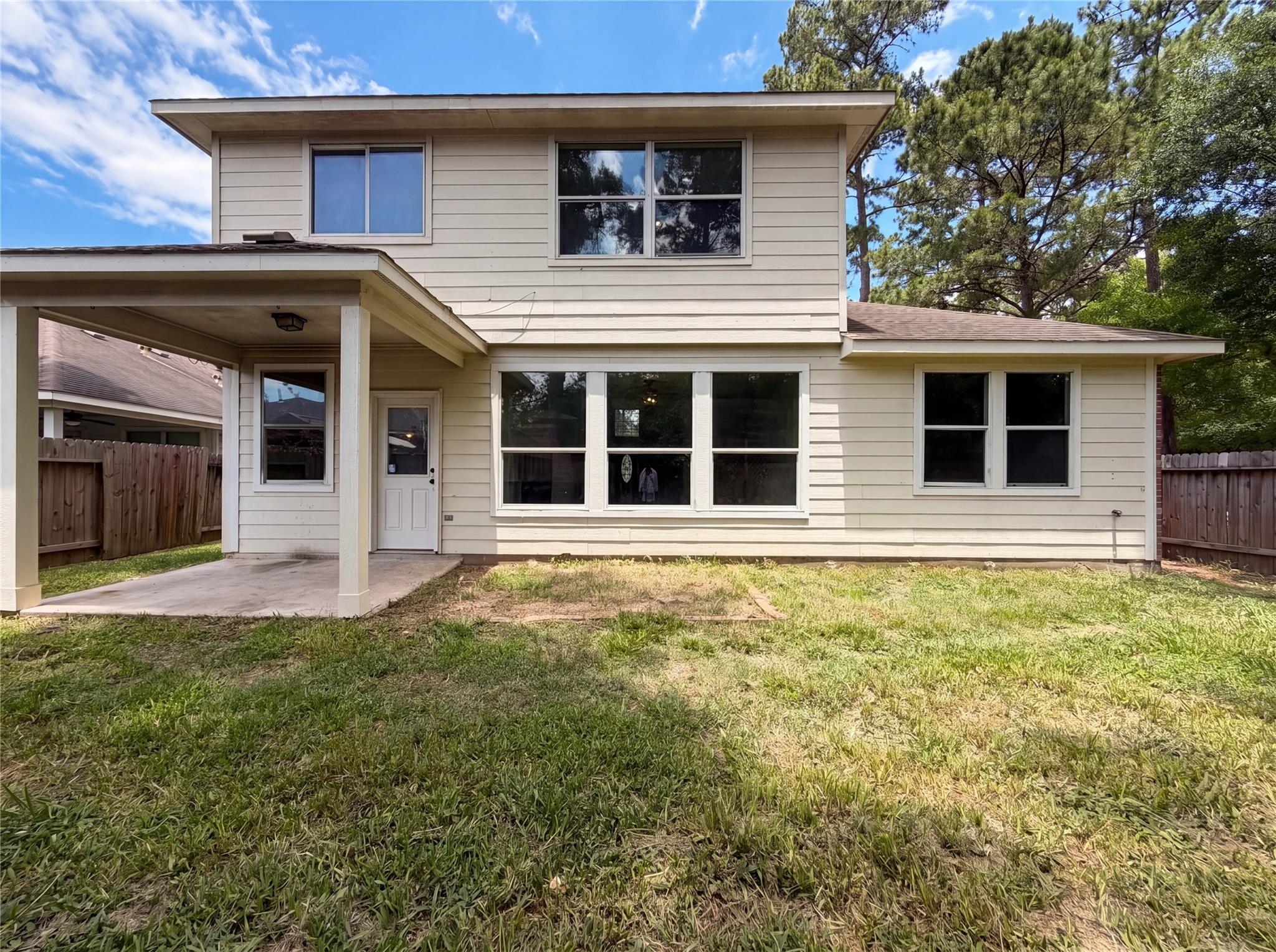 16107 Horseshoe Hill Court