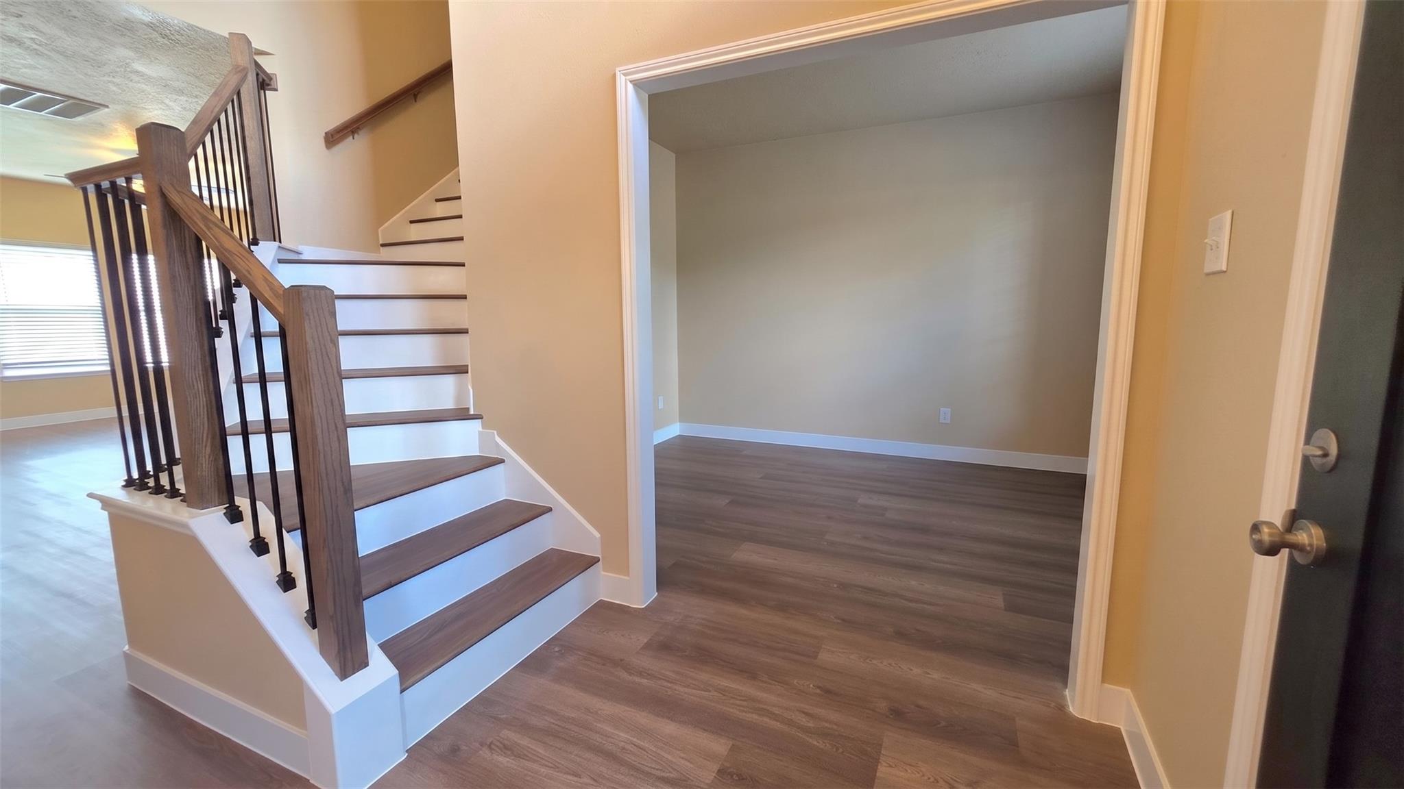 22907 Strathmere Court