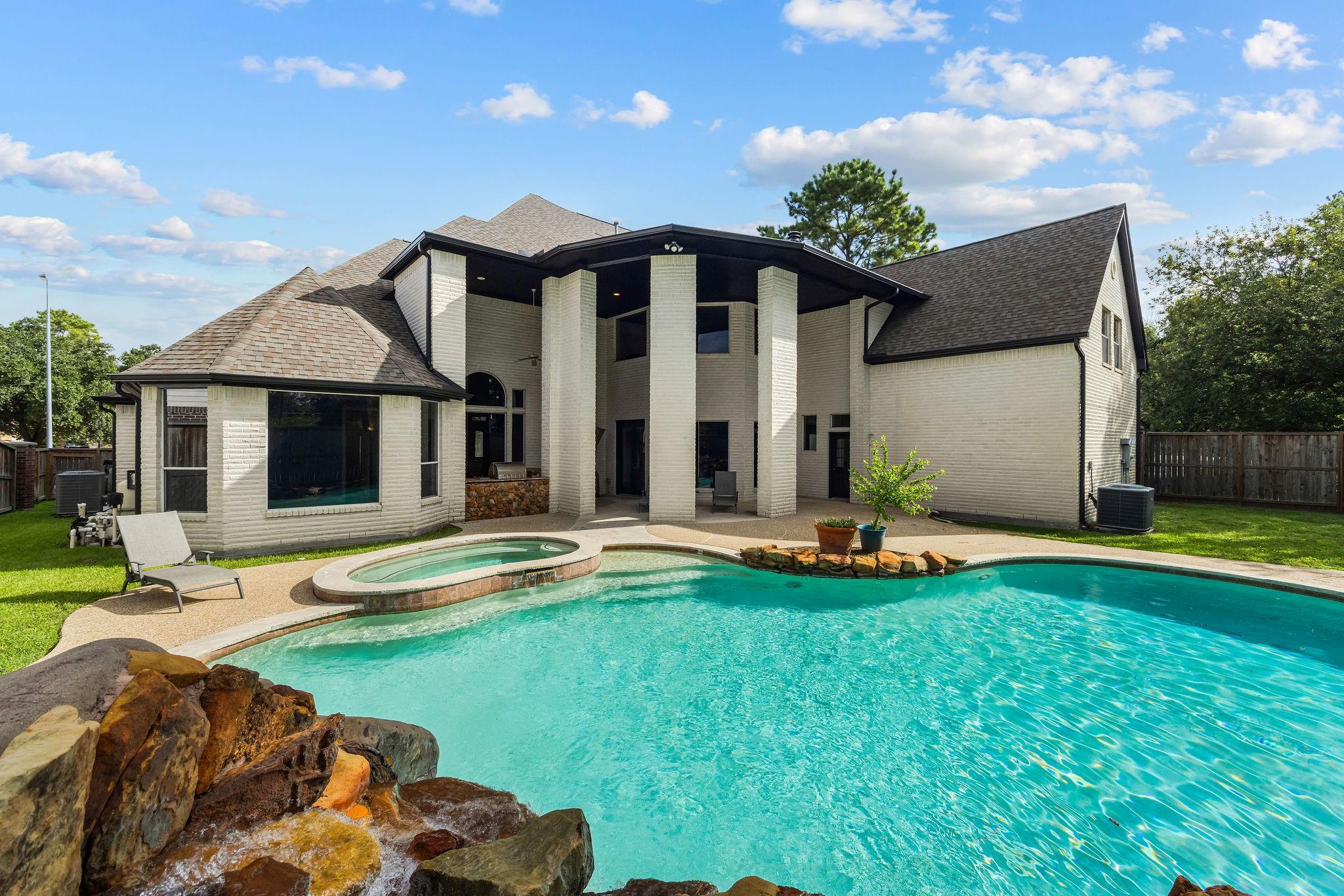 13103 Springmint Court