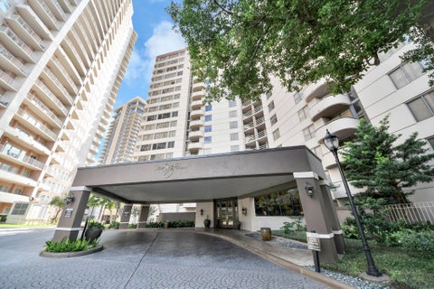 Photo of 3525 Sage Road Rd #909, Houston, TX 77056 (MLS # 54207532)