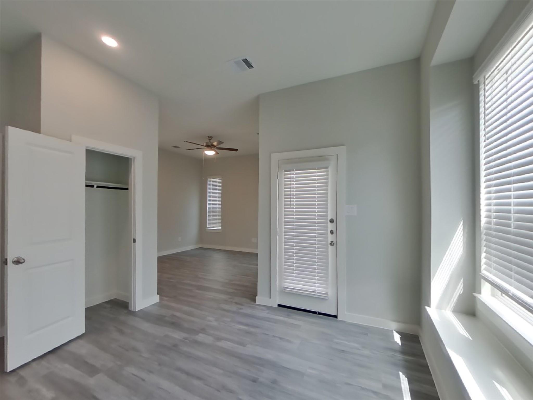 9835 Willow Creek Commerce Drive 111