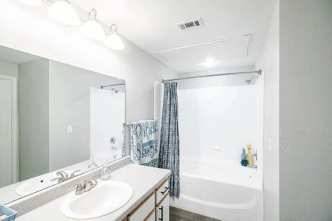 Photo of 6710 Babcock Road #725, San Antonio, TX 78249 (MLS # 51350406)