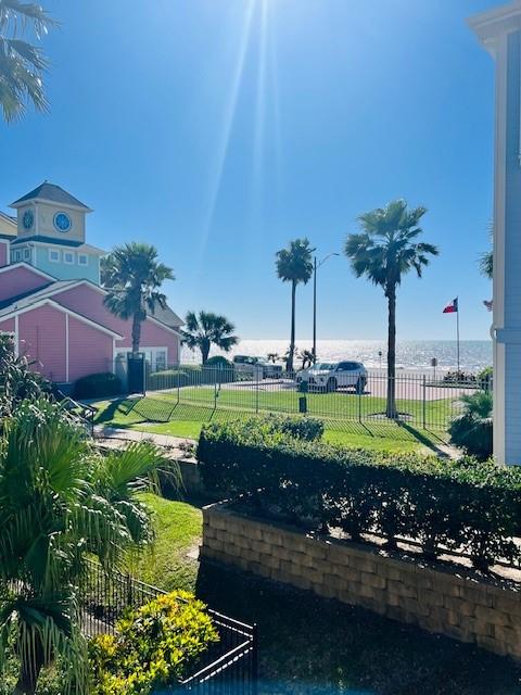 7000 Seawall Boulevard 524