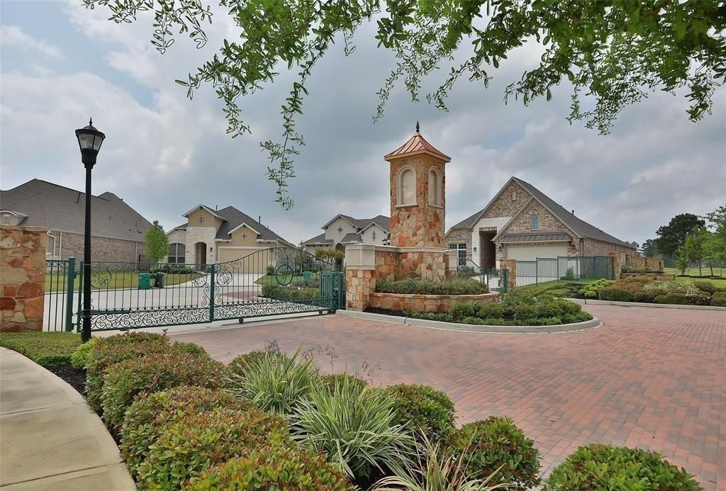 Photo of 8827 Leaning Hollow Lane, Spring, TX 77379 (MLS # 79576270)