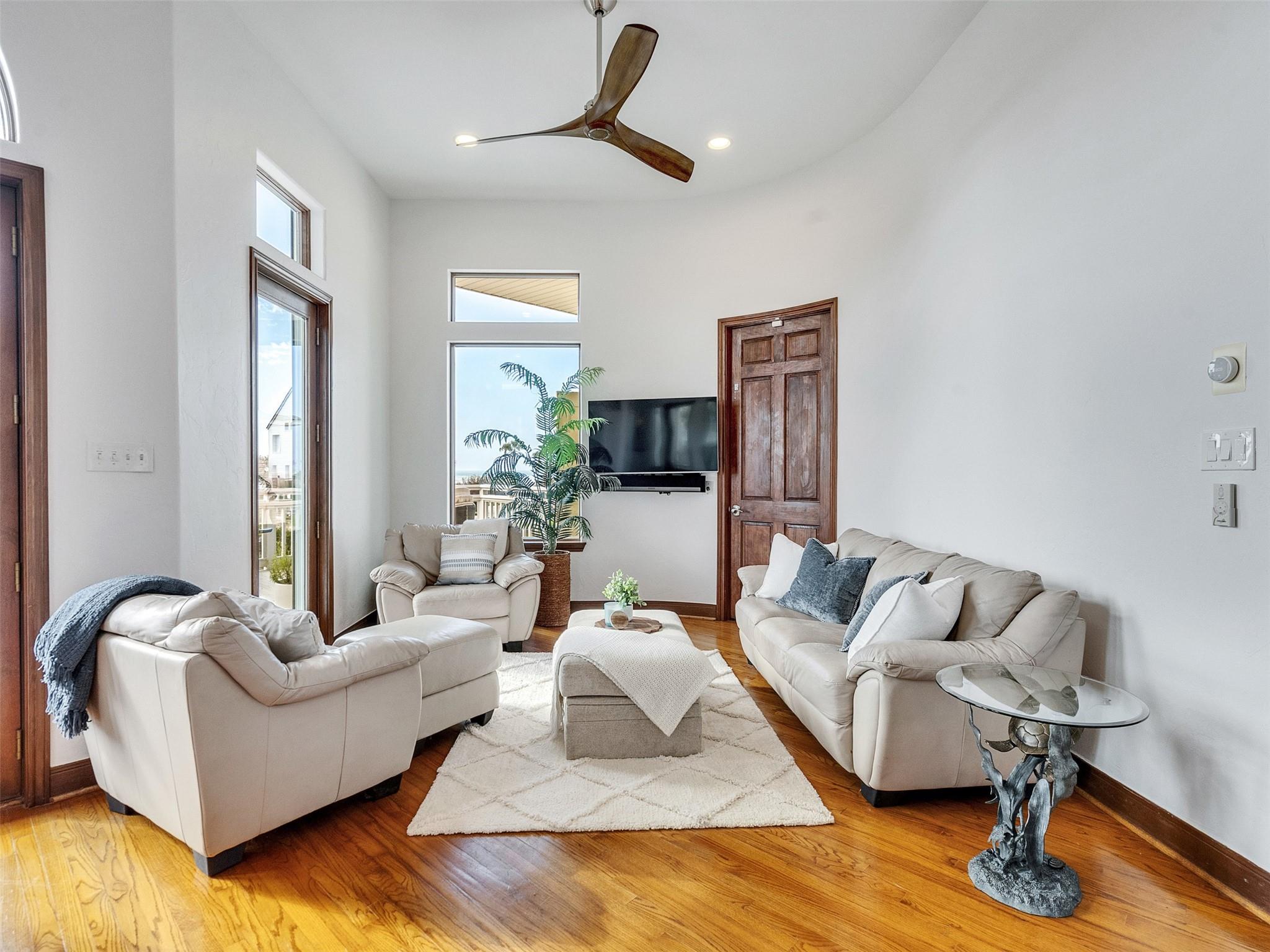 4206 Turks Point