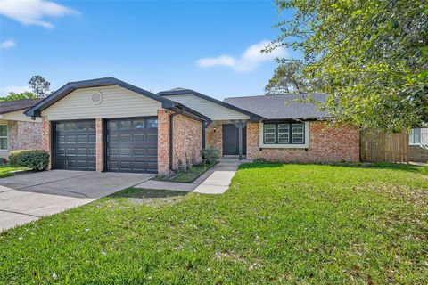 Photo of 2714 Valley Forest Drive, Missouri City, TX 77489 (MLS # 86615692)