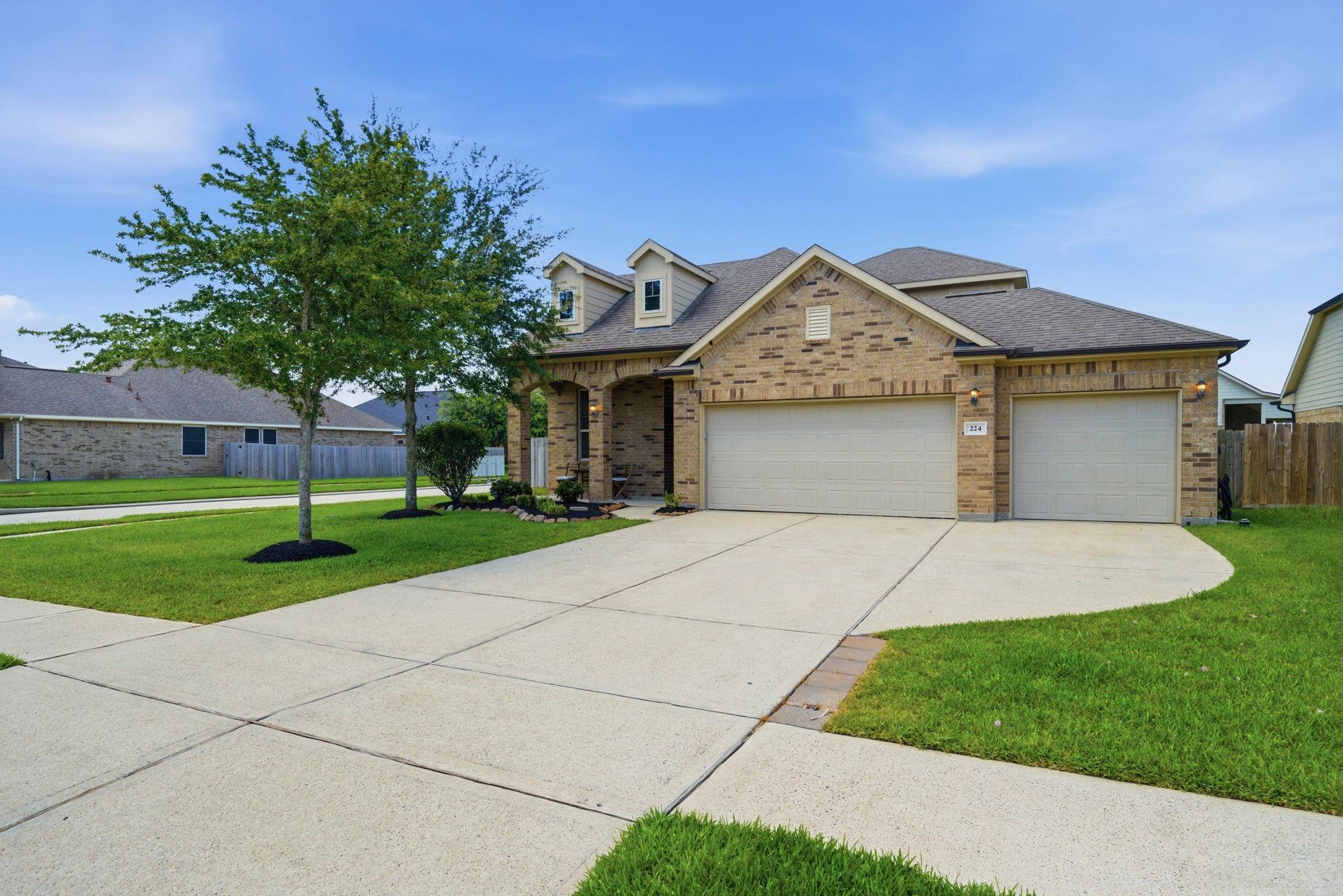 224 Harbor Bend Lane