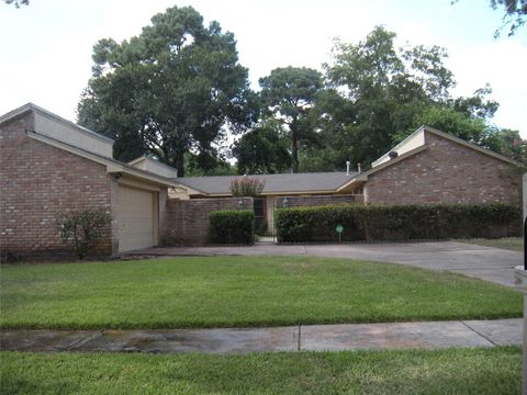 Photo of 12622 Amado, Houston, TX 77065 (MLS # 25190810) Photo of 12622 Amado, Houston, TX 77065 (MLS # 25190810)