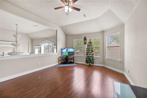 Tiny photo for 2619 Landera Court, Pearland, TX 77584 (MLS # 39913097)