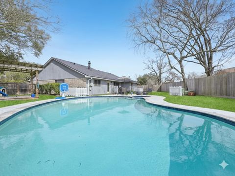 16755 Schooners Way Friendswood TX 77546