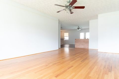 Photo of 10907 Doud Street, Houston, TX 77035 (MLS # 81355228)