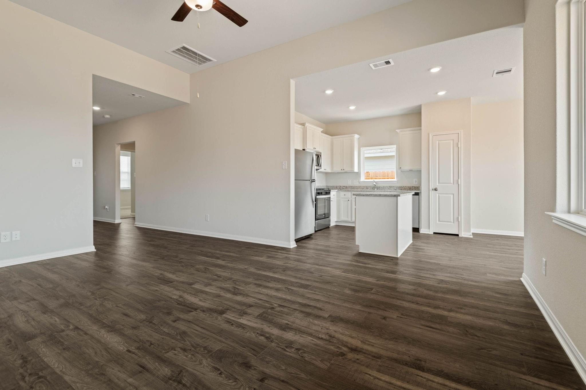 516 Navy Clouds Drive
