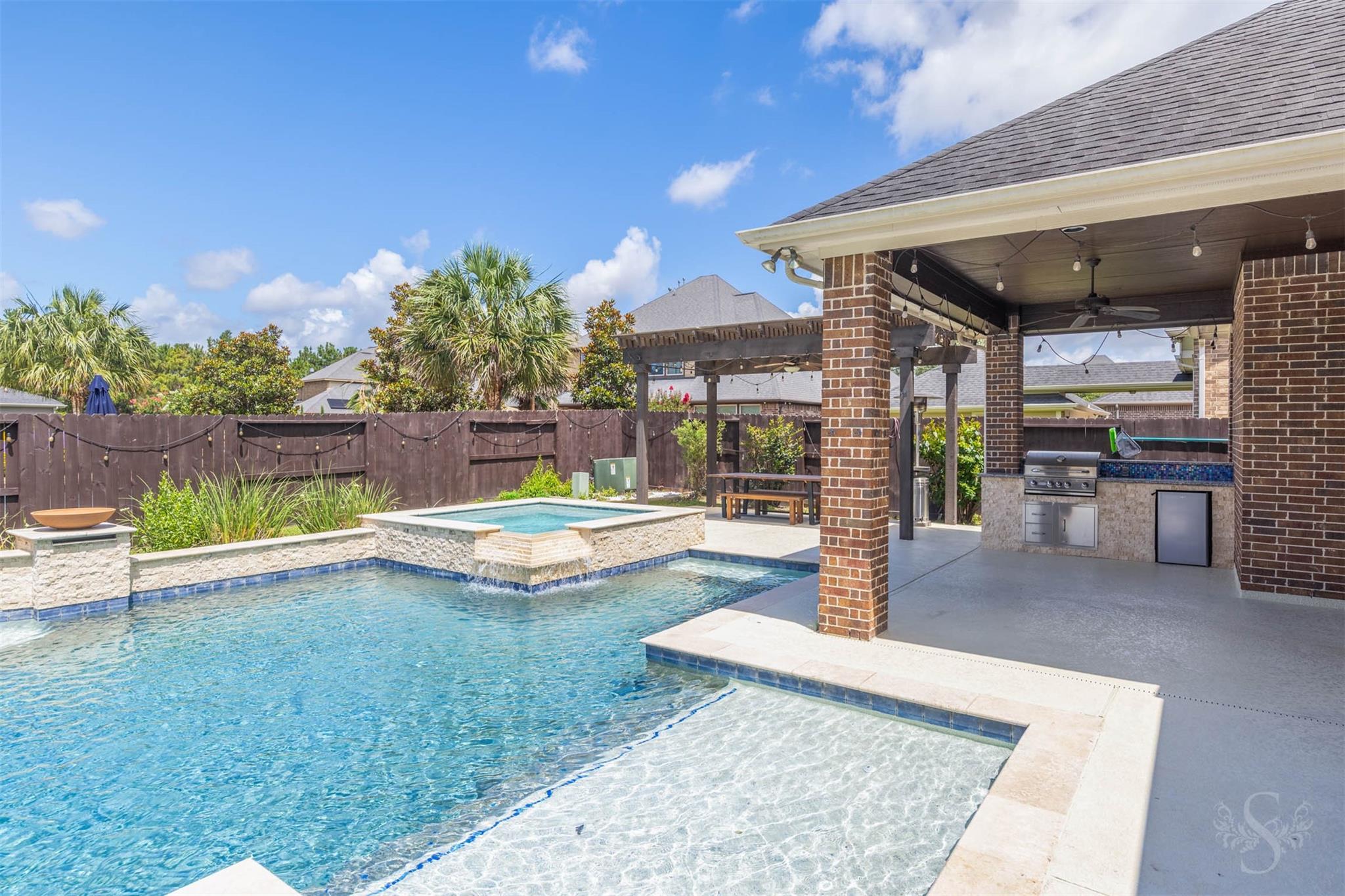 6118 Fayette Springs Lane