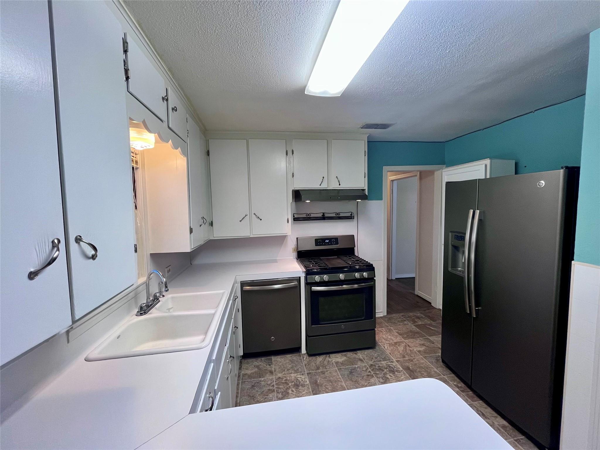 1004 N Center Street