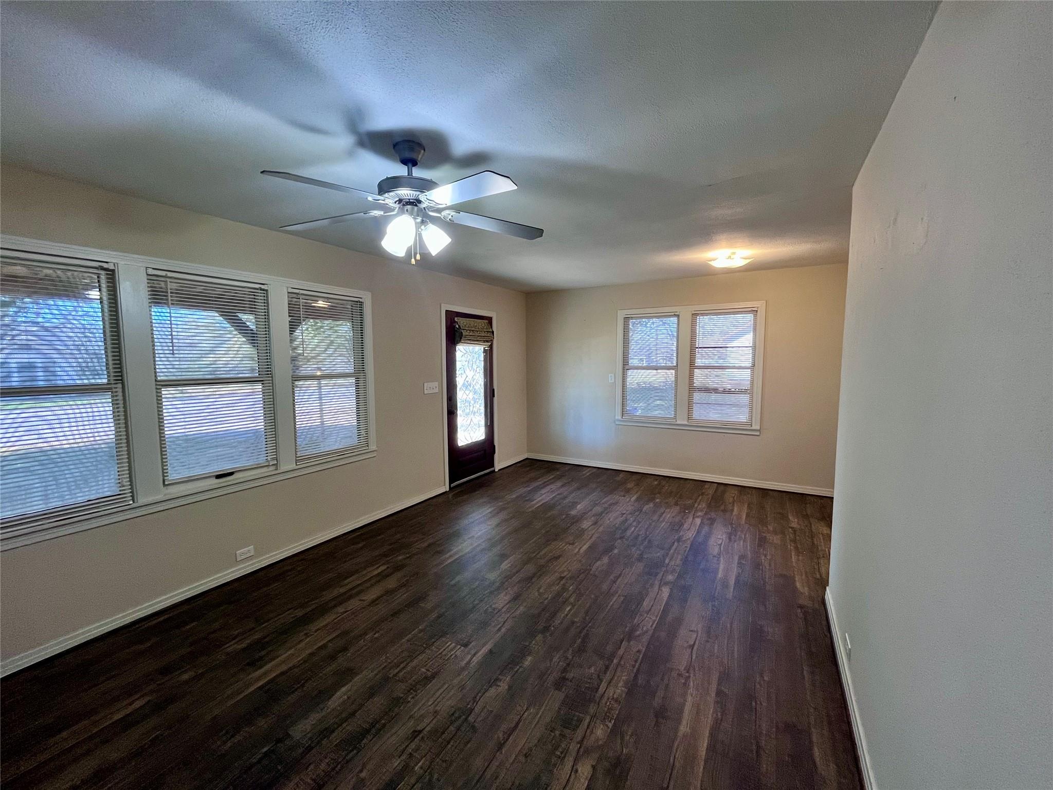 1004 N Center Street