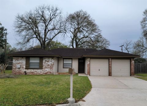 Photo of 3706 Chadwick Drive, Alvin, TX 77511 (MLS # 67484570) Photo of 3706 Chadwick Drive, Alvin, TX 77511 (MLS # 67484570)