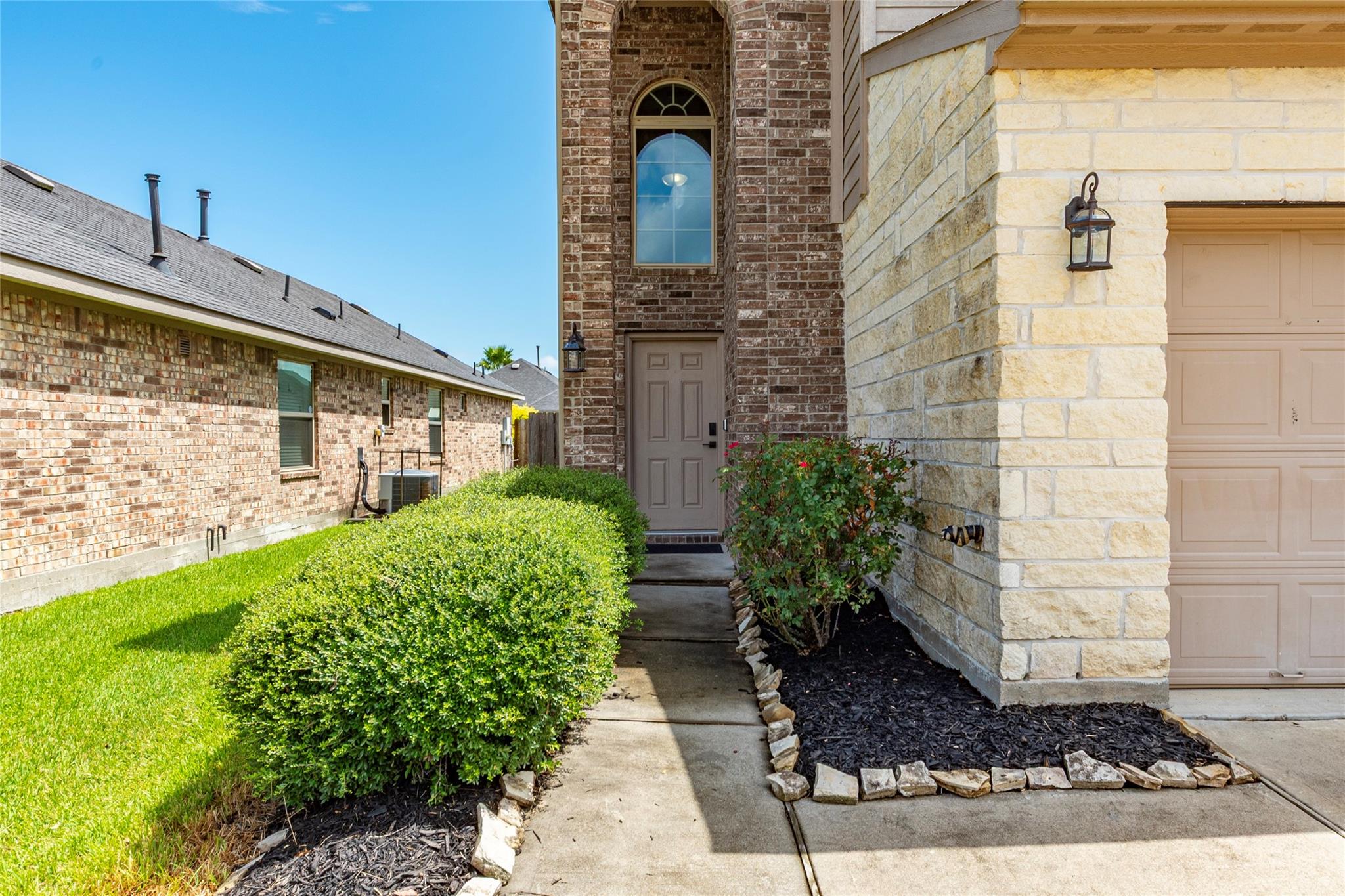 5203 Lagoon Court