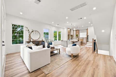 Photo of 1109 E 24th Street, Houston, TX 77009 (MLS # 11824678)