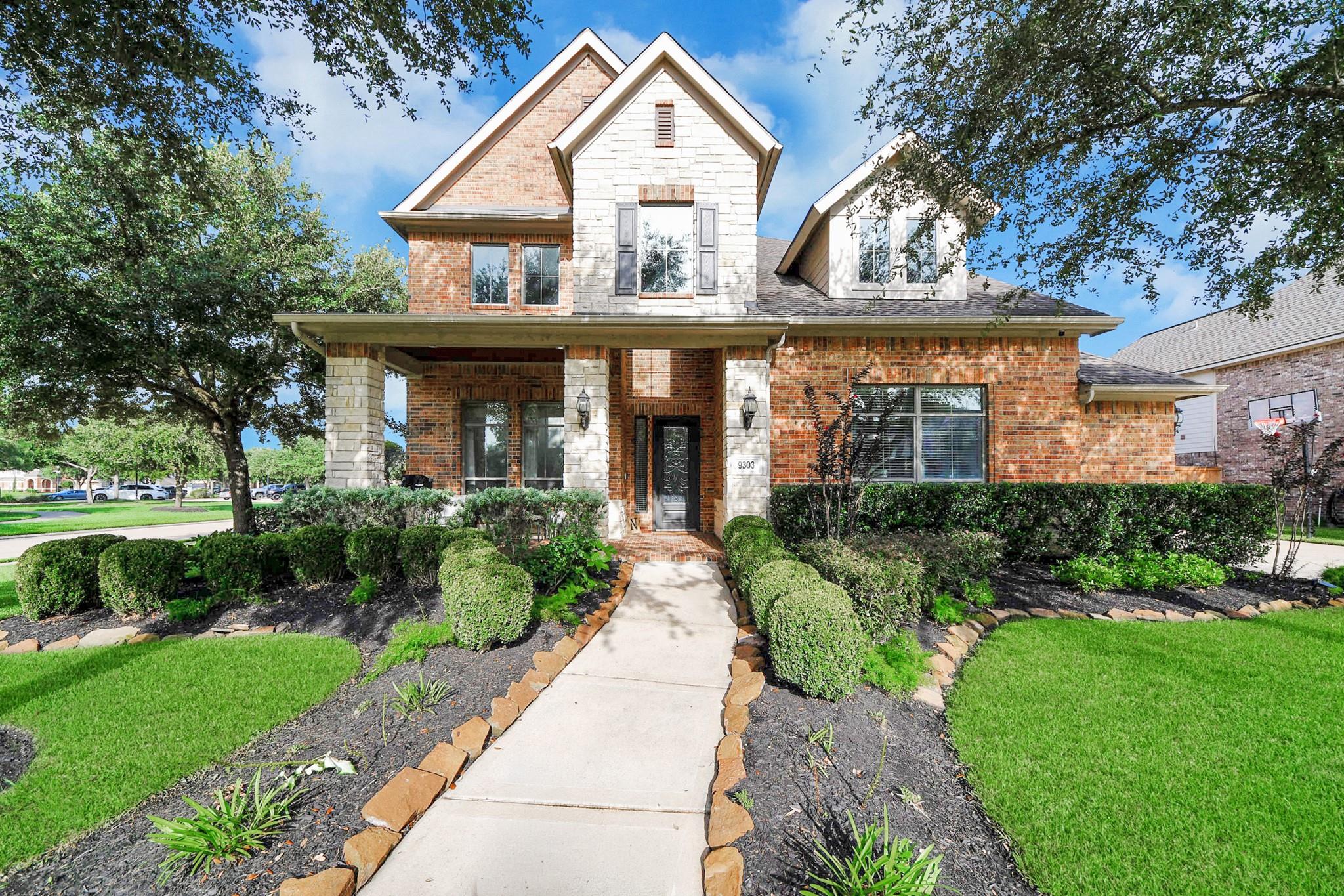 9303 Georgetown Glen Circle