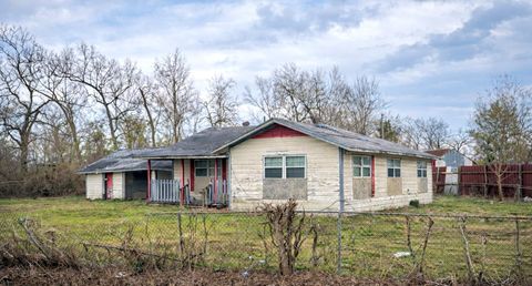 Photo of 8614 Fringewood Drive, Houston, TX 77028 (MLS # 27827641)