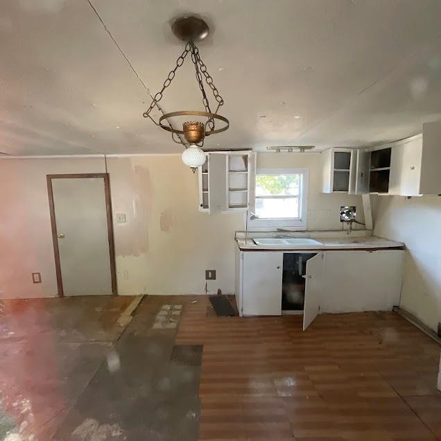 12 Dandelion Street