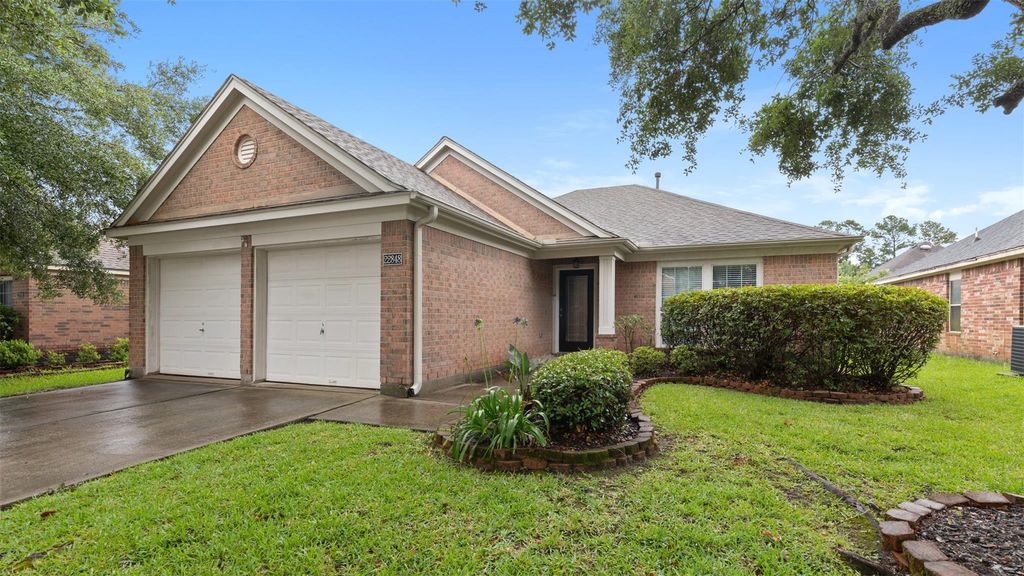 Photo of 22848 Lantern Hills Drive, Kingwood, TX 77339 (MLS # 89743431)