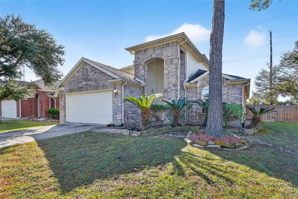 Photo of 10127 Elm Knoll Trail, Houston, TX 77064 (MLS # 48557859)