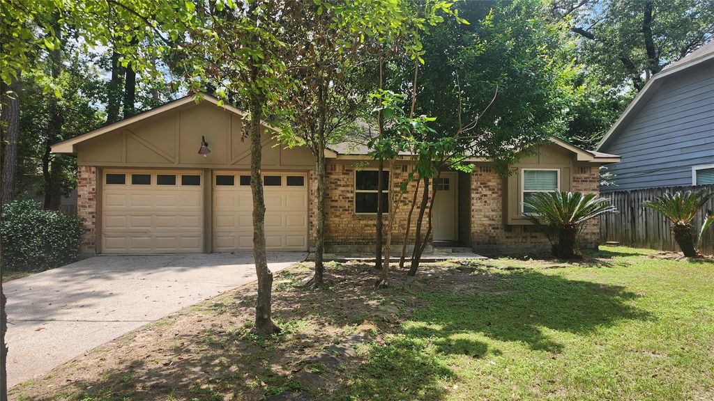 Photo of 6 Rain Walk Ct, The Woodlands, TX 77380 (MLS # 30664436)