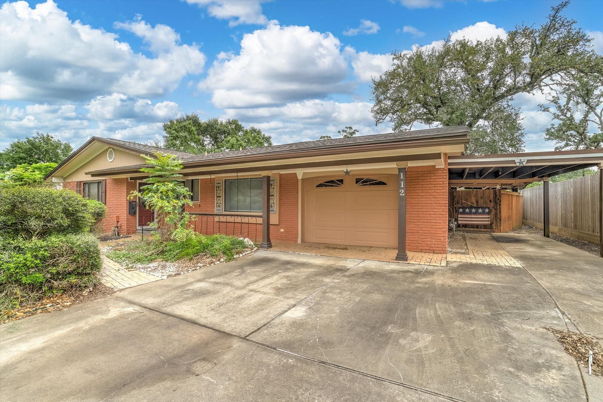 112 Persimmon Lane