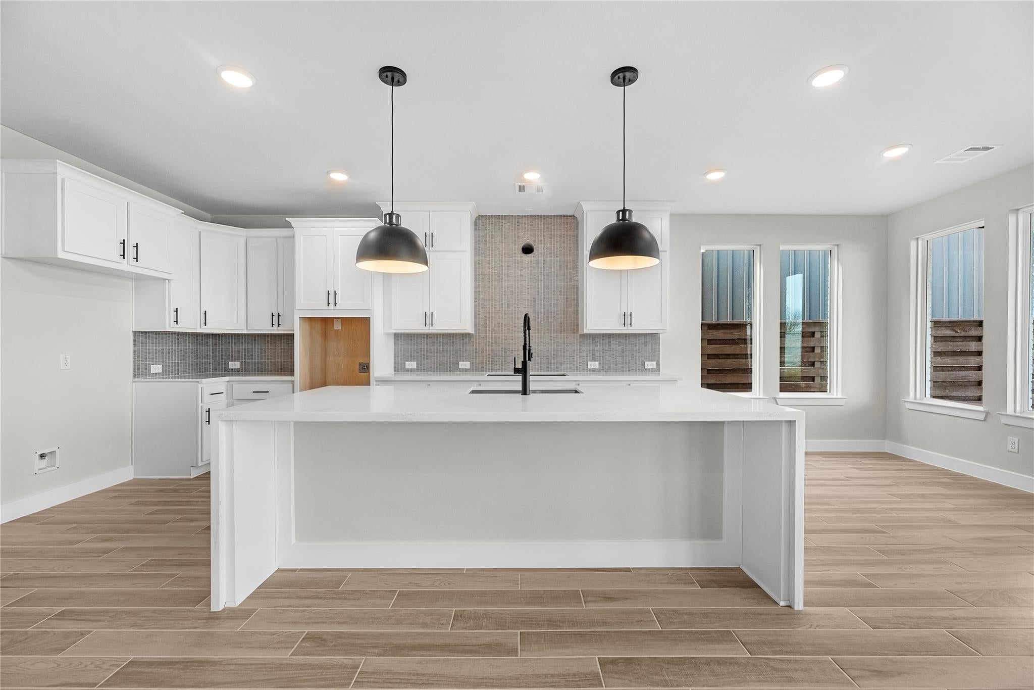 10918 Pioneer Point