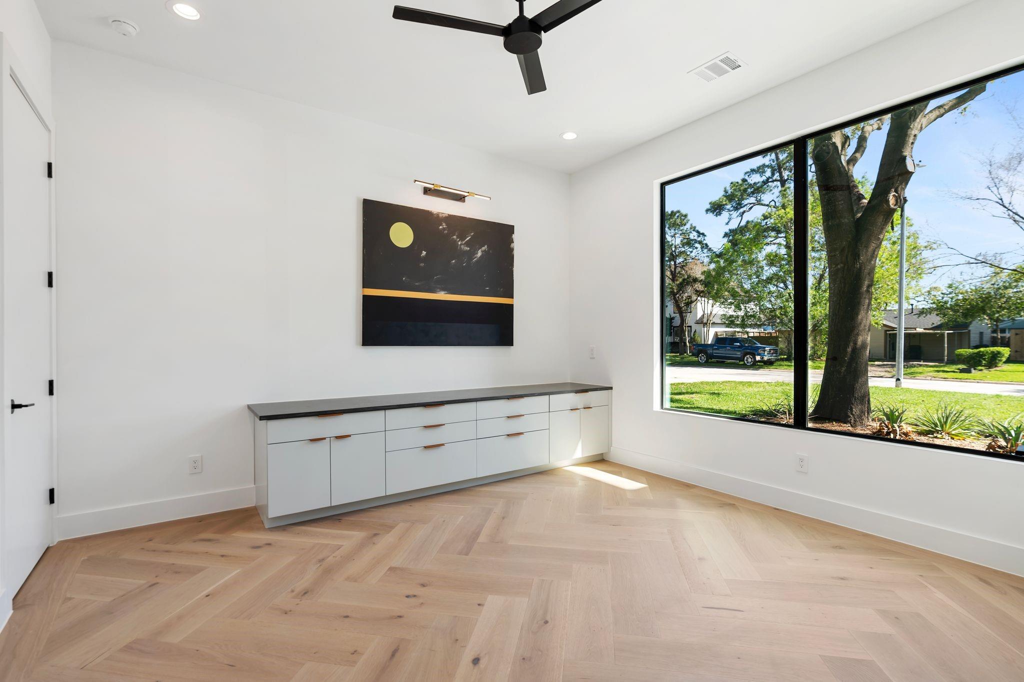 1226 Du Barry Lane