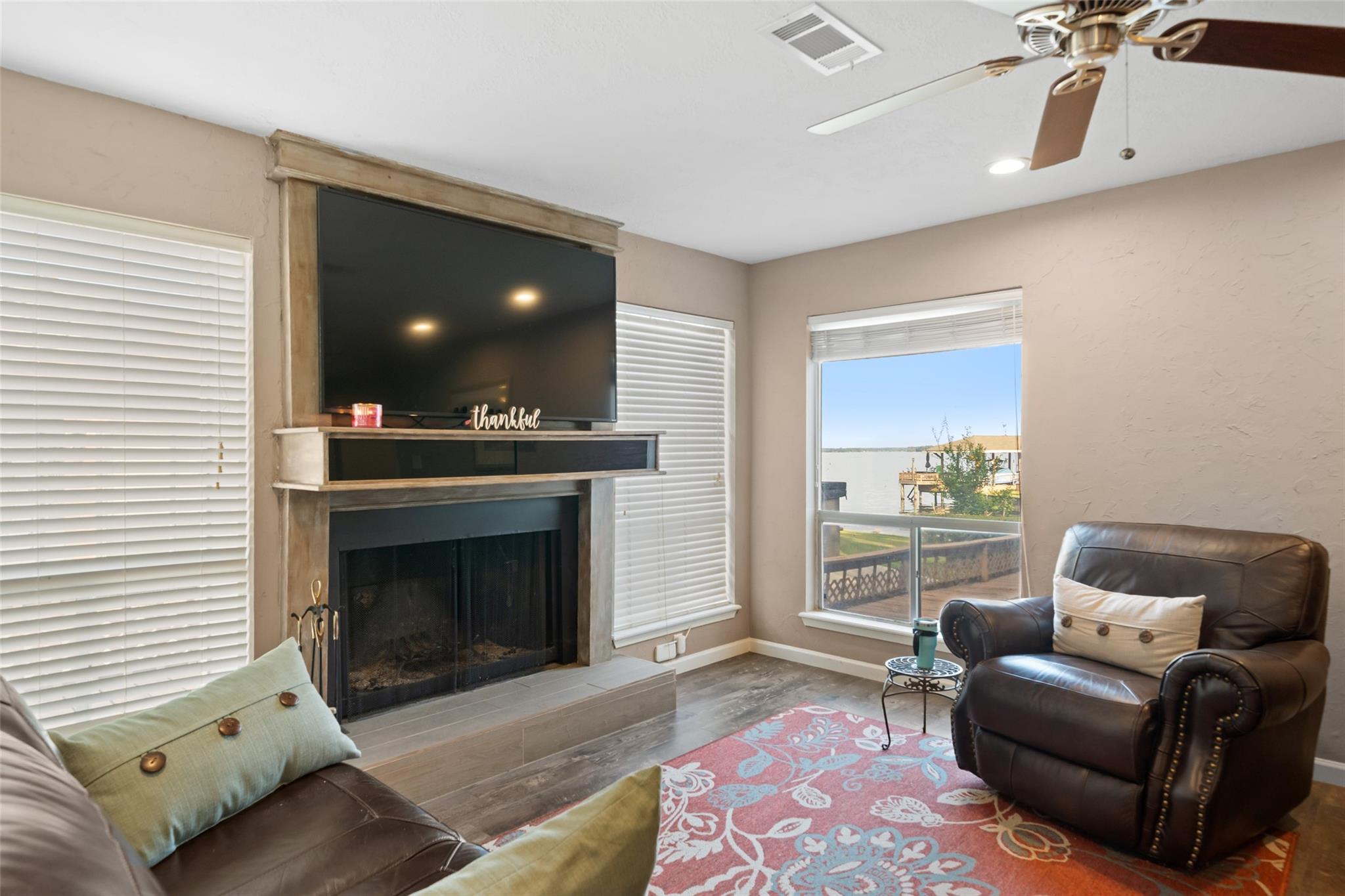 148 Clear Water Street W