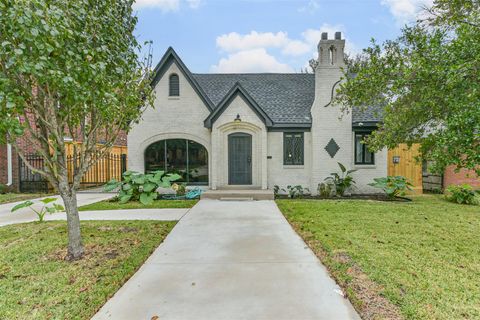 Photo of 2606 Oakdale Street, Houston, TX 77004 (MLS # 40976685)