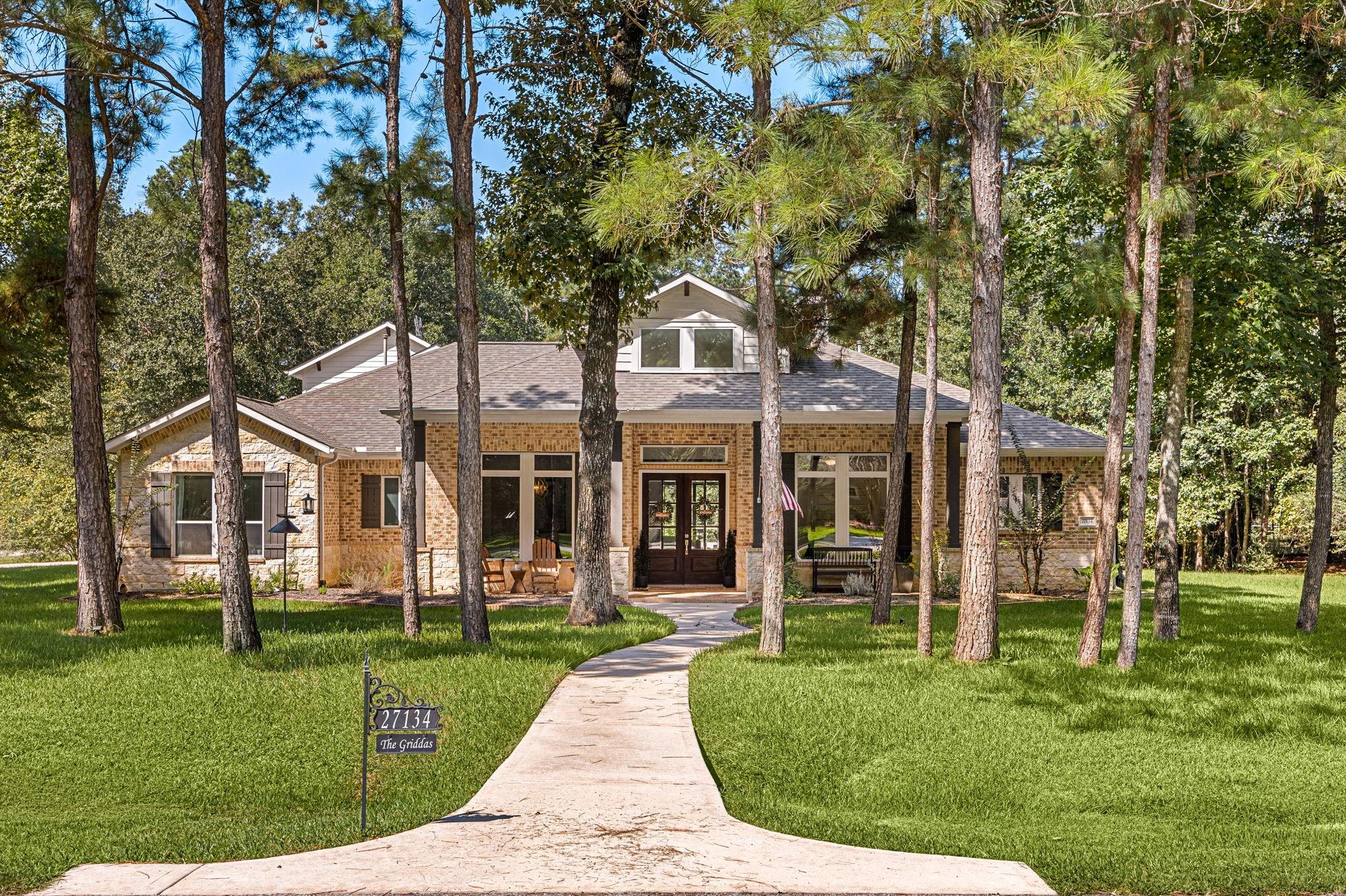27134 Bridleway Circle