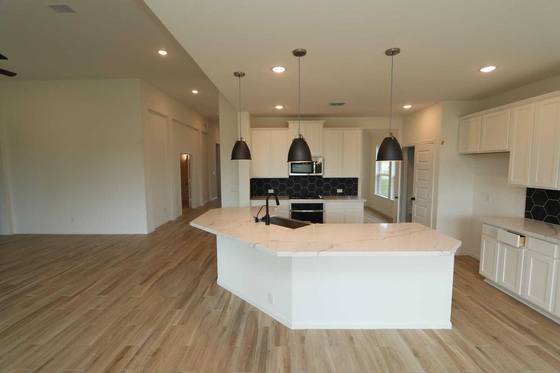7014 Nichols Landing