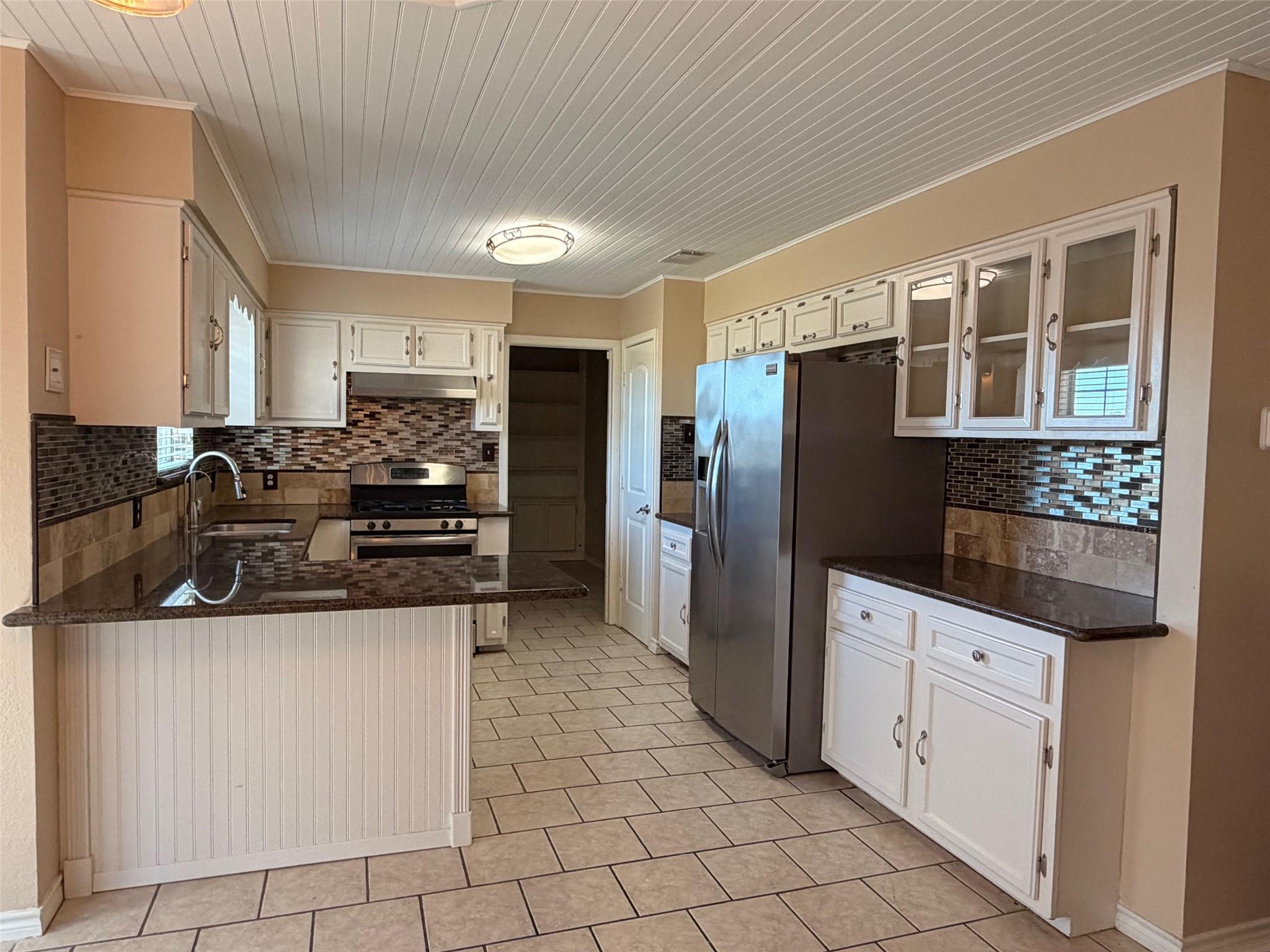 11974 N Ridgeway Drive